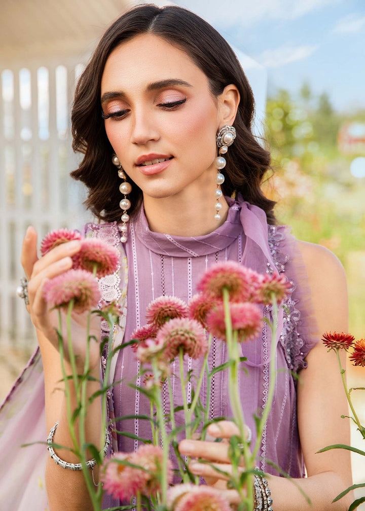 Buy Now M.Prints Spring Summer Lawn '25 by Maria B | MPT-2506-B Online in USA, UK, Canada, Italy, France, Norway, UAE & Worldwide at Empress Clothing.