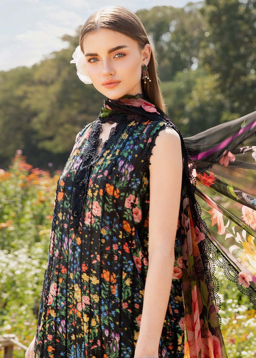 Buy Now M.Prints Spring Summer Lawn '25 by Maria B | MPT-2507-B Online in USA, UK, Canada, Italy, France, Norway, UAE & Worldwide at Empress Clothing. 