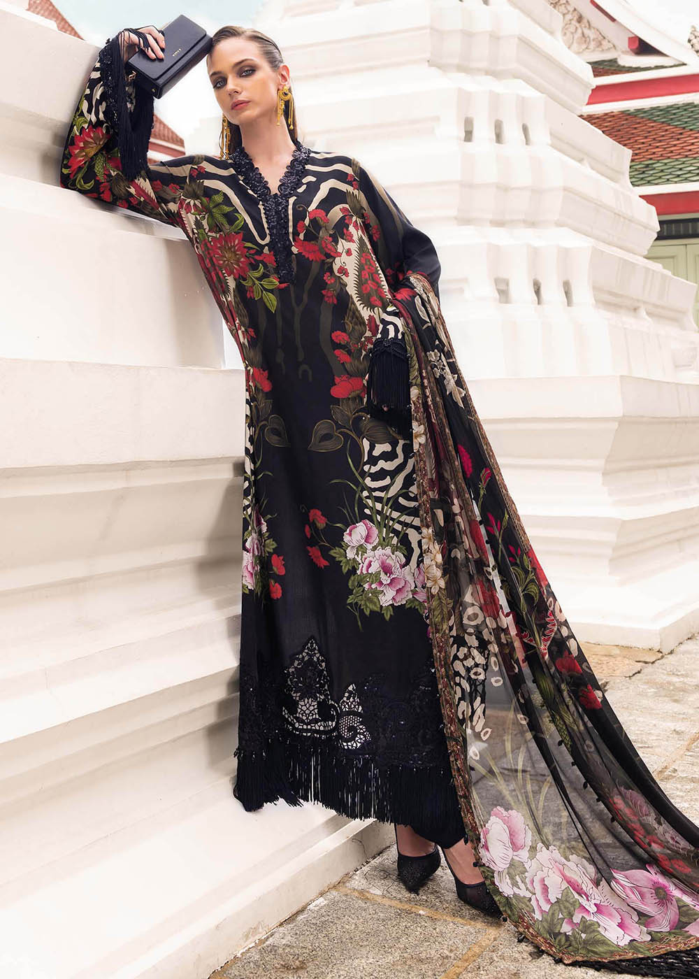 Buy Now M Prints Winter Collection '25 by Maria B | MPT-2810-B Online in USA, UK, Canada, France, Italy, Germany, Greece, Sweden, UAE & Worldwide at Empress.