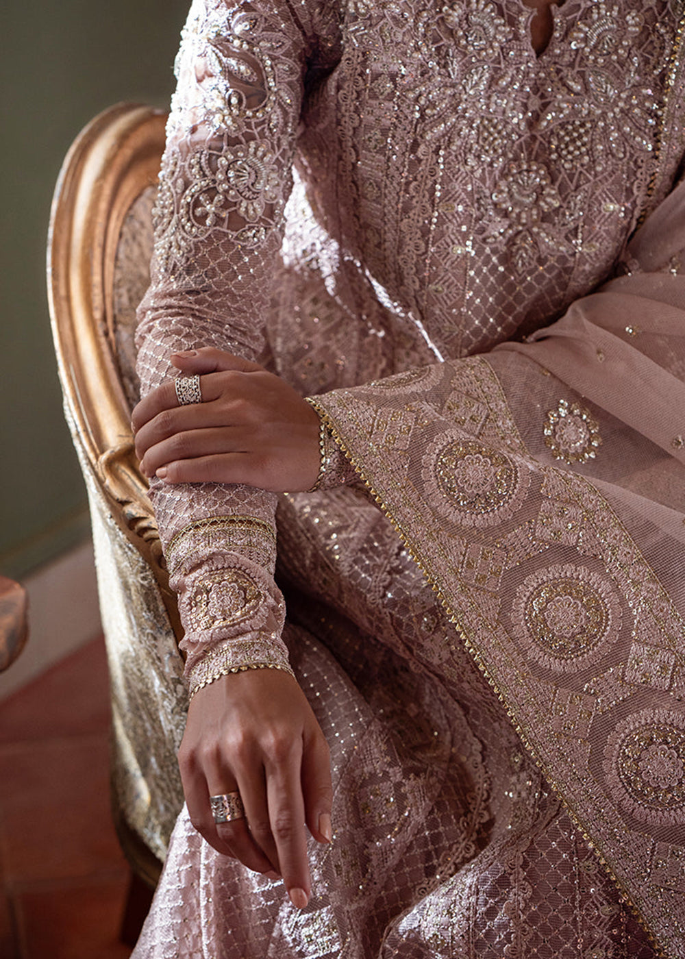 Buy Now Peach Organza Net Pakistani Suit | Mushq | Qala Kamdaani | Amira Online in USA, UK, Canada & Worldwide at Empress Clothing. 