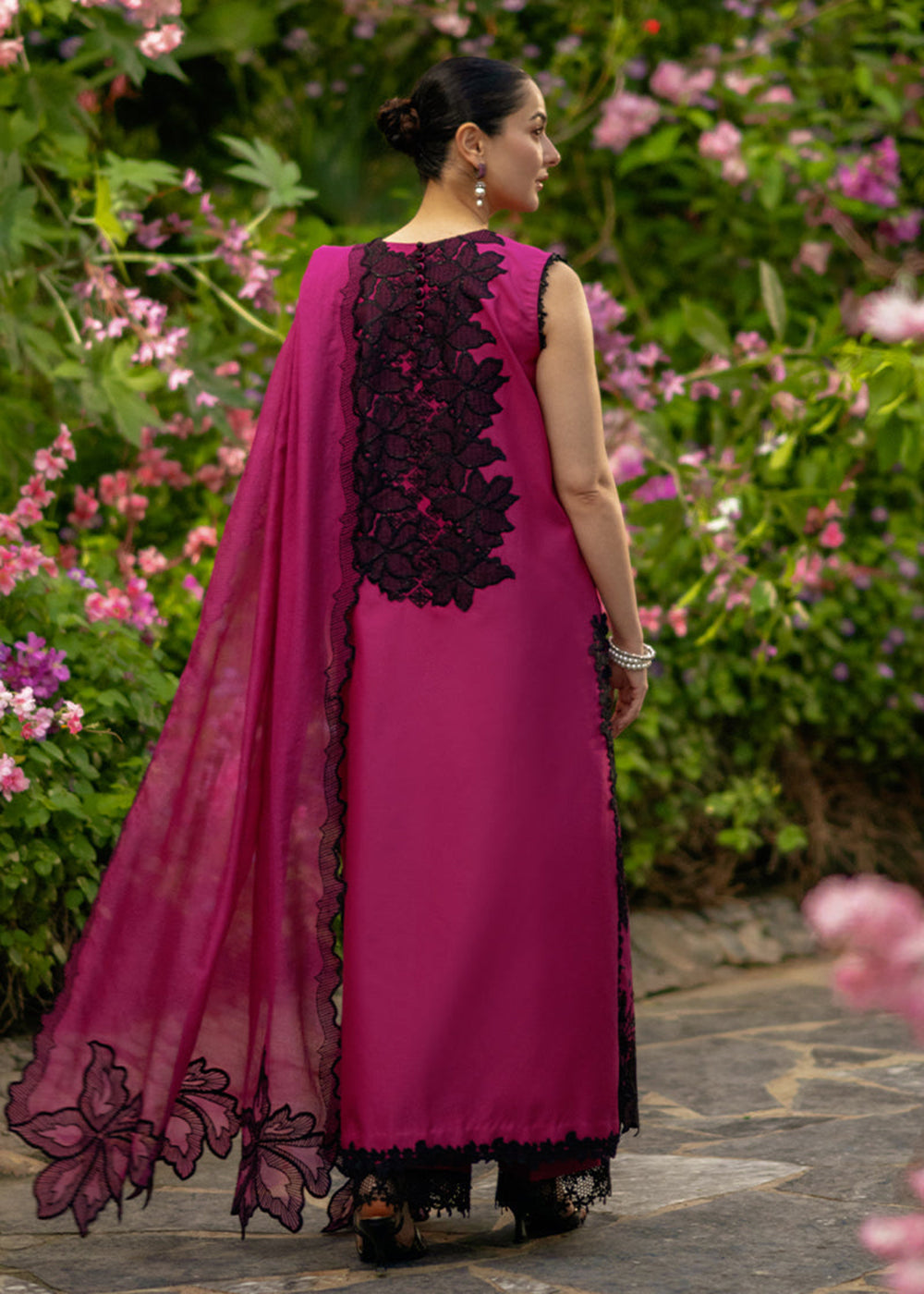 Buy Now Luxury Eid Collection 26 by Rang Rasiya | Maya Online in US, UK, Canada, France, Greece, Germany, Ireland, Sweden, Denmark, UAE & Worldwide at Empress.