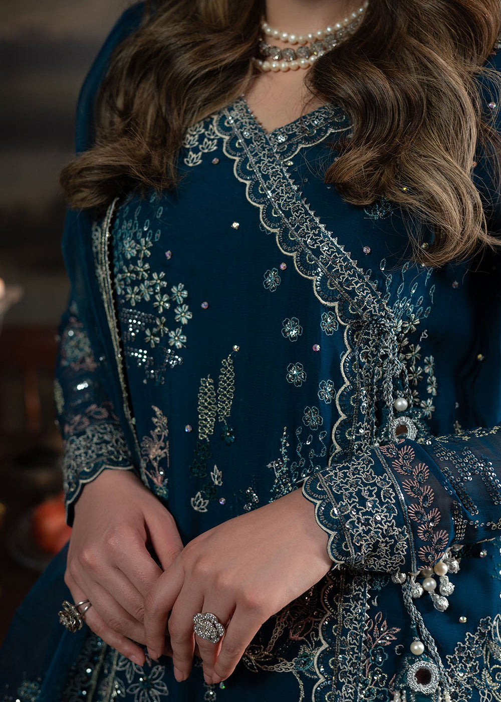 Buy Now Elanora Embroidered Formals '25 by Nureh | NEL-67 Online in USA, UK, Canada, Germany, Italy, Austria, France, UAE & Worldwide at Empress Clothing.