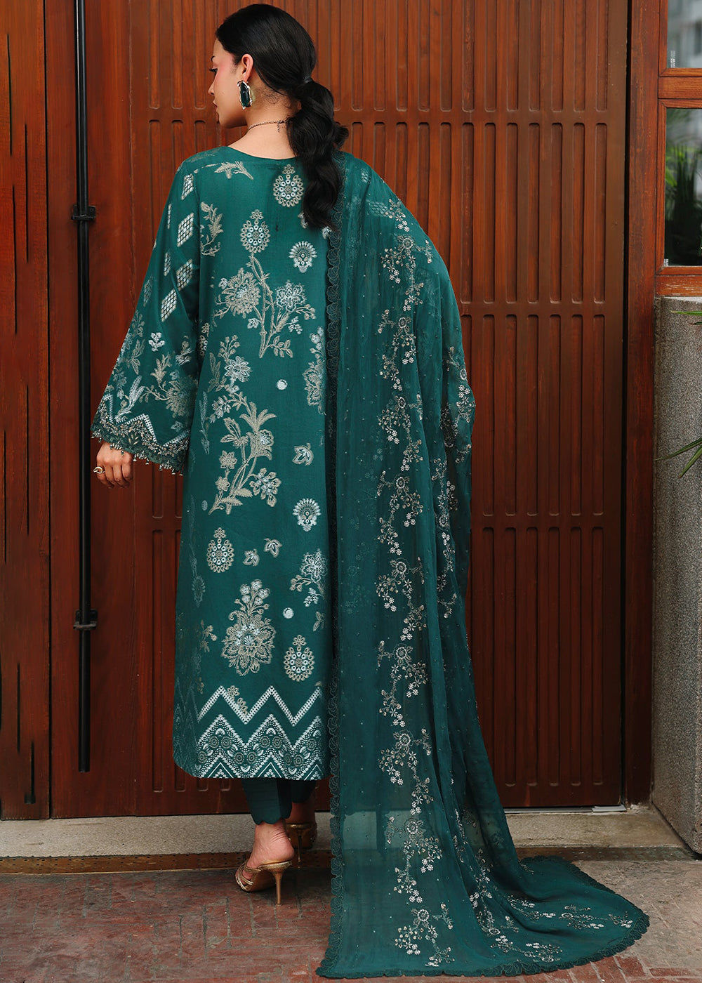 Buy Now Maya Jacquard Collection '26 by Nureh | NJ-110 Online in US, UK, Canada, France, Italy, Germany, Greece, Sweden, UAE, Switzerland & Worldwide at Empress