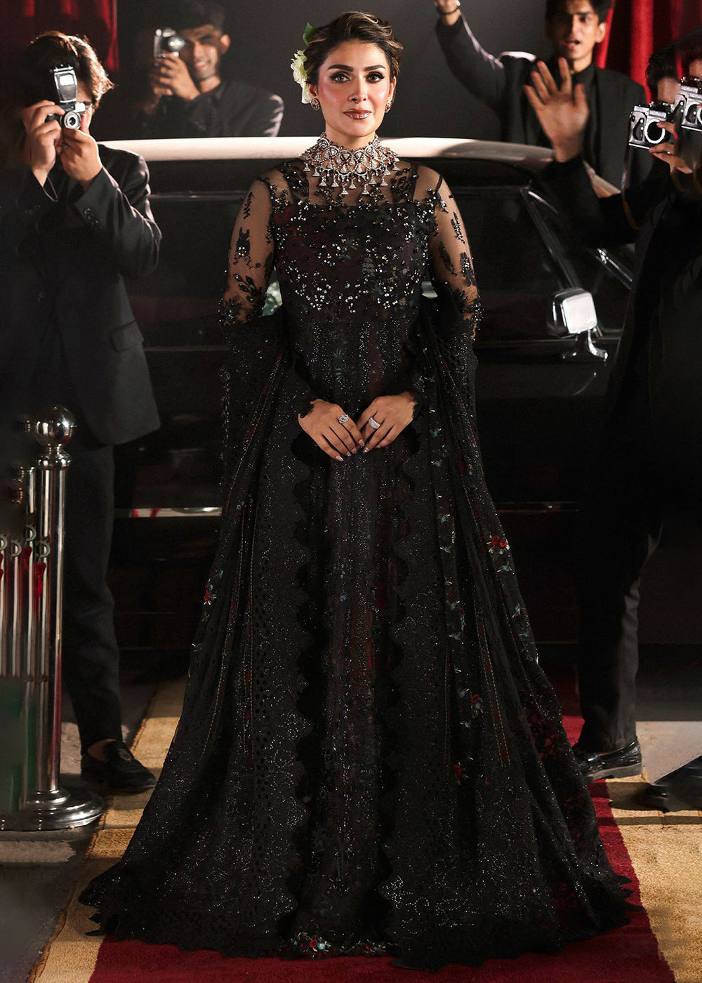 Buy Now Jhoomro Luxury Formals '25 by Nureh | NL-87 Fayra Online in US, UK, Canada, Germany, Italy, Austria, France, Singapore, UAE & Worldwide at Empress.