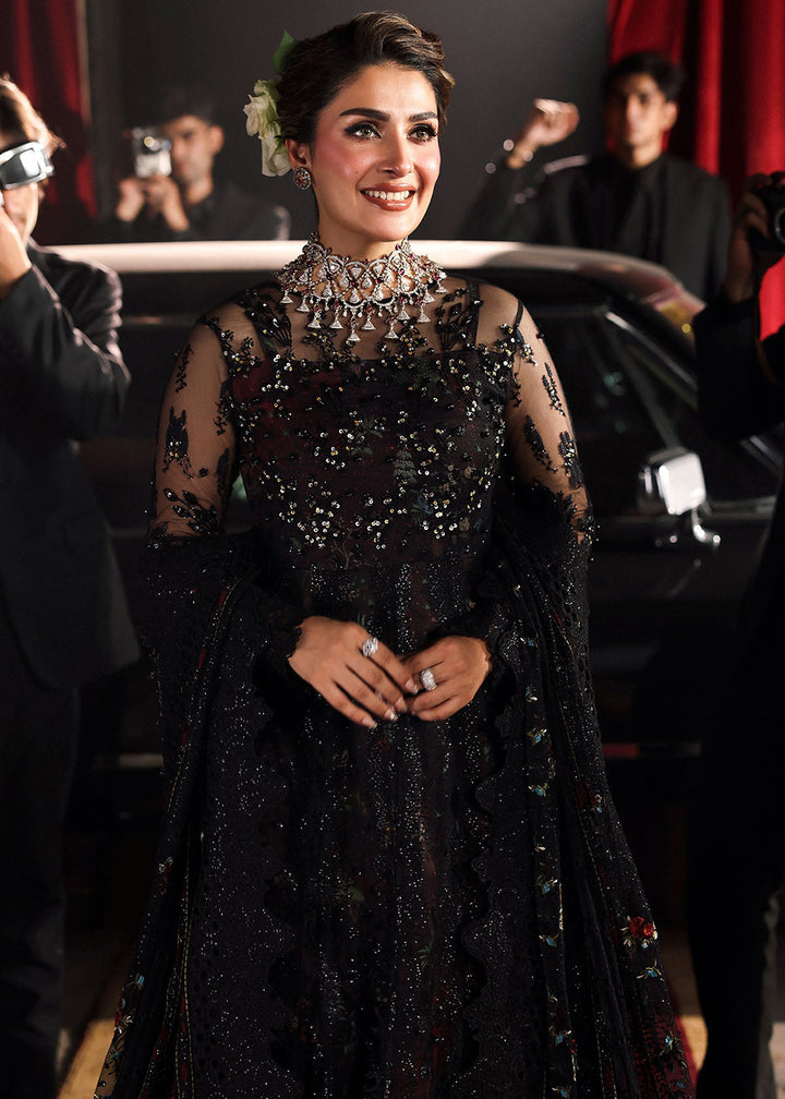 Buy Now Jhoomro Luxury Formals '25 by Nureh | NL-87 Fayra Online in US, UK, Canada, Germany, Italy, Austria, France, Singapore, UAE & Worldwide at Empress.