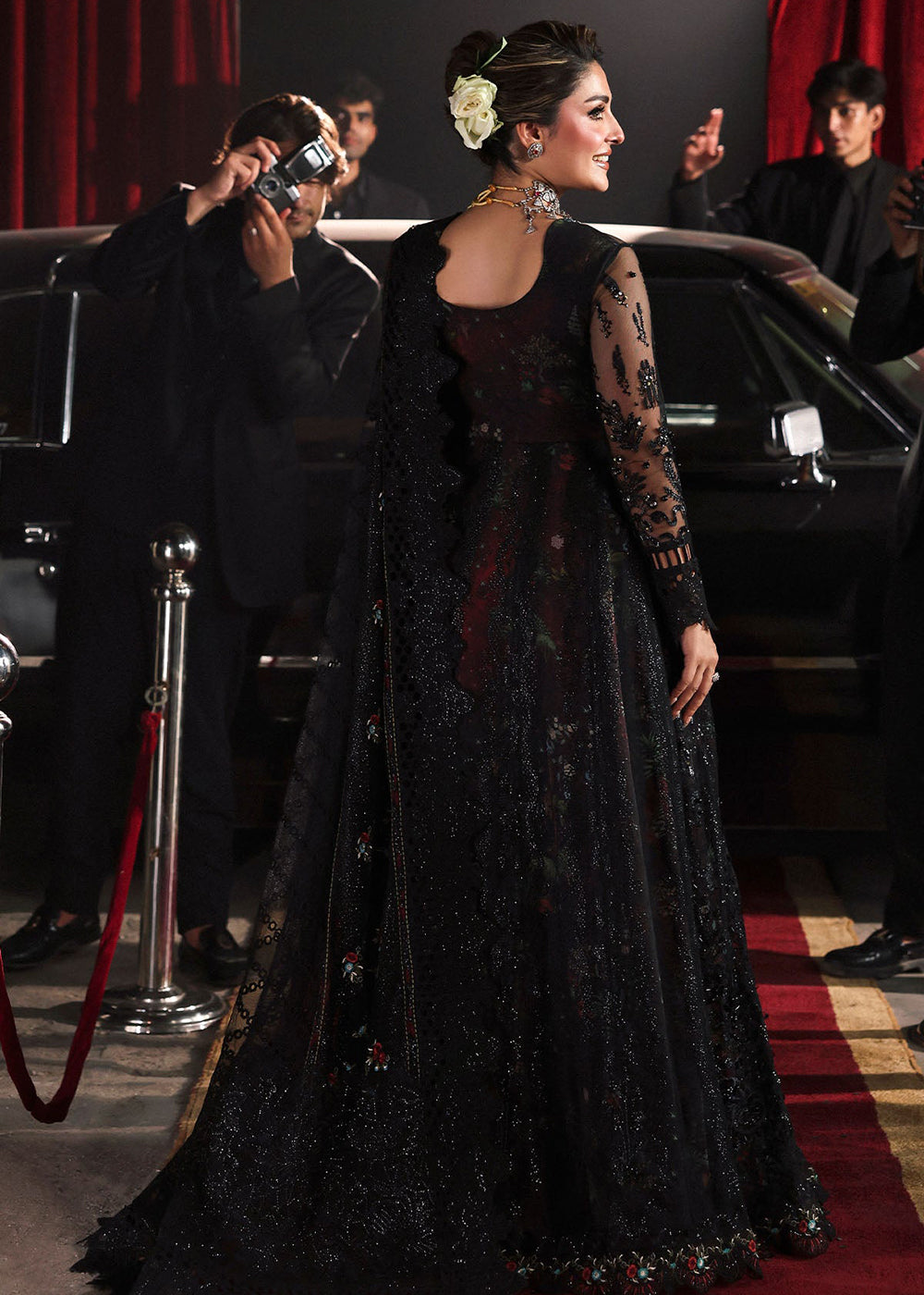 Buy Now Jhoomro Luxury Formals '25 by Nureh | NL-87 Fayra Online in US, UK, Canada, Germany, Italy, Austria, France, Singapore, UAE & Worldwide at Empress.