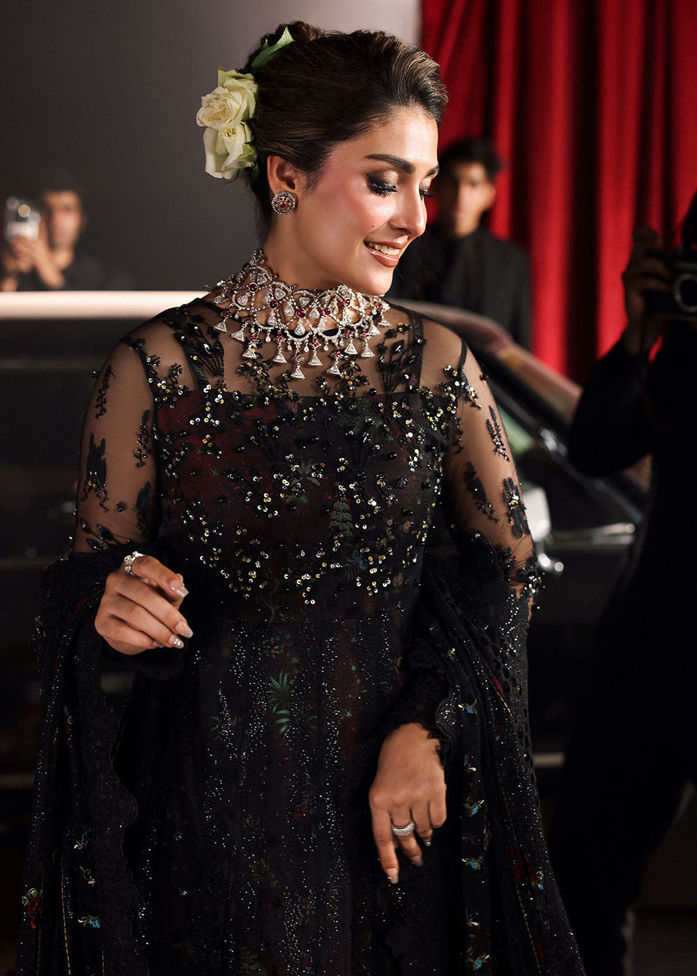 Buy Now Jhoomro Luxury Formals '25 by Nureh | NL-87 Fayra Online in US, UK, Canada, Germany, Italy, Austria, France, Singapore, UAE & Worldwide at Empress.