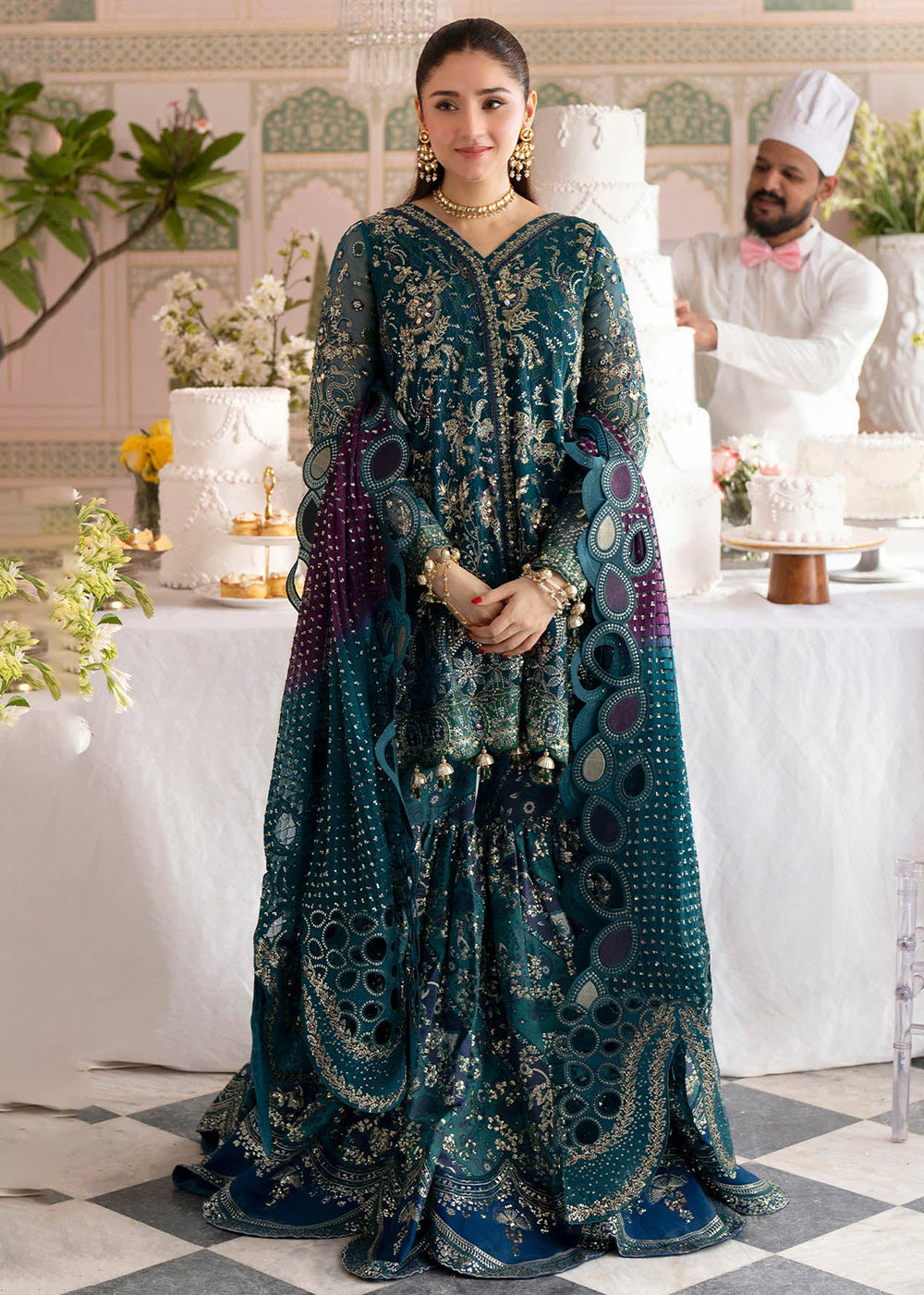 Buy Now Jhoomro Luxury Formals '26 by Nureh | NL-94 Amania Online in US, UK, Canada, France, Italy, Germany, Greece, Sweden, Netherlands & Worldwide at Empress.