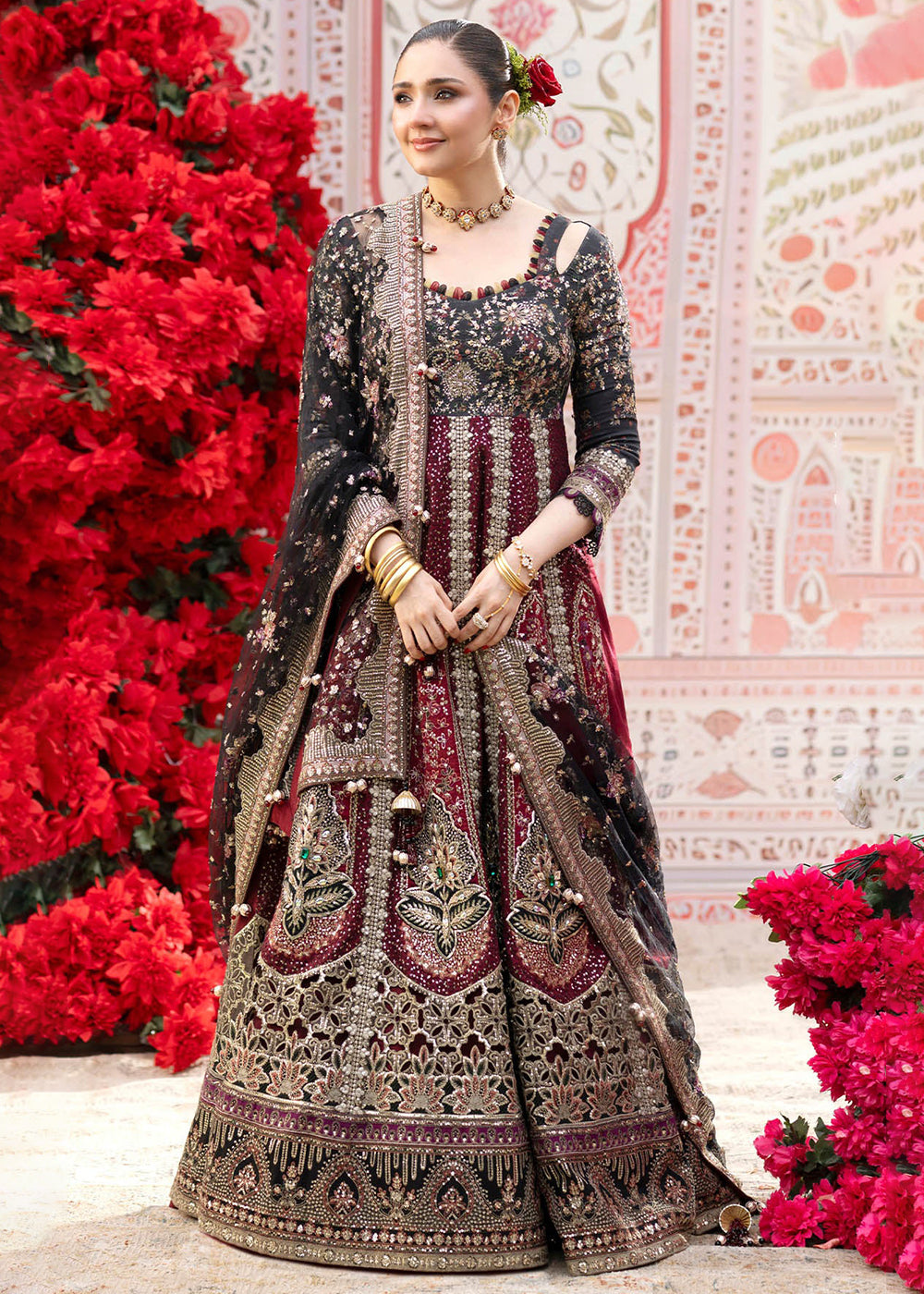Buy Now Jhoomro Luxury Formals '26 by Nureh | NL-95 Emara Online in US, UK, Canada, France, Italy, Germany, Greece, Sweden, Netherlands & Worldwide at Empress.