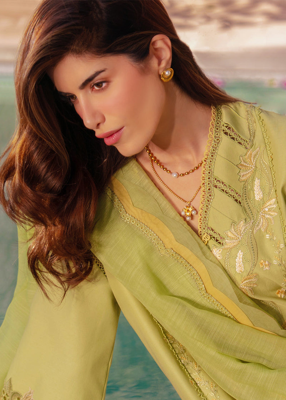 Buy Now Luxury Eid Collection 26 by Rang Rasiya | Nadine Online in US, UK, Canada, France, Greece, Germany, Ireland, Sweden, Denmark, UAE & Worldwide at Empress