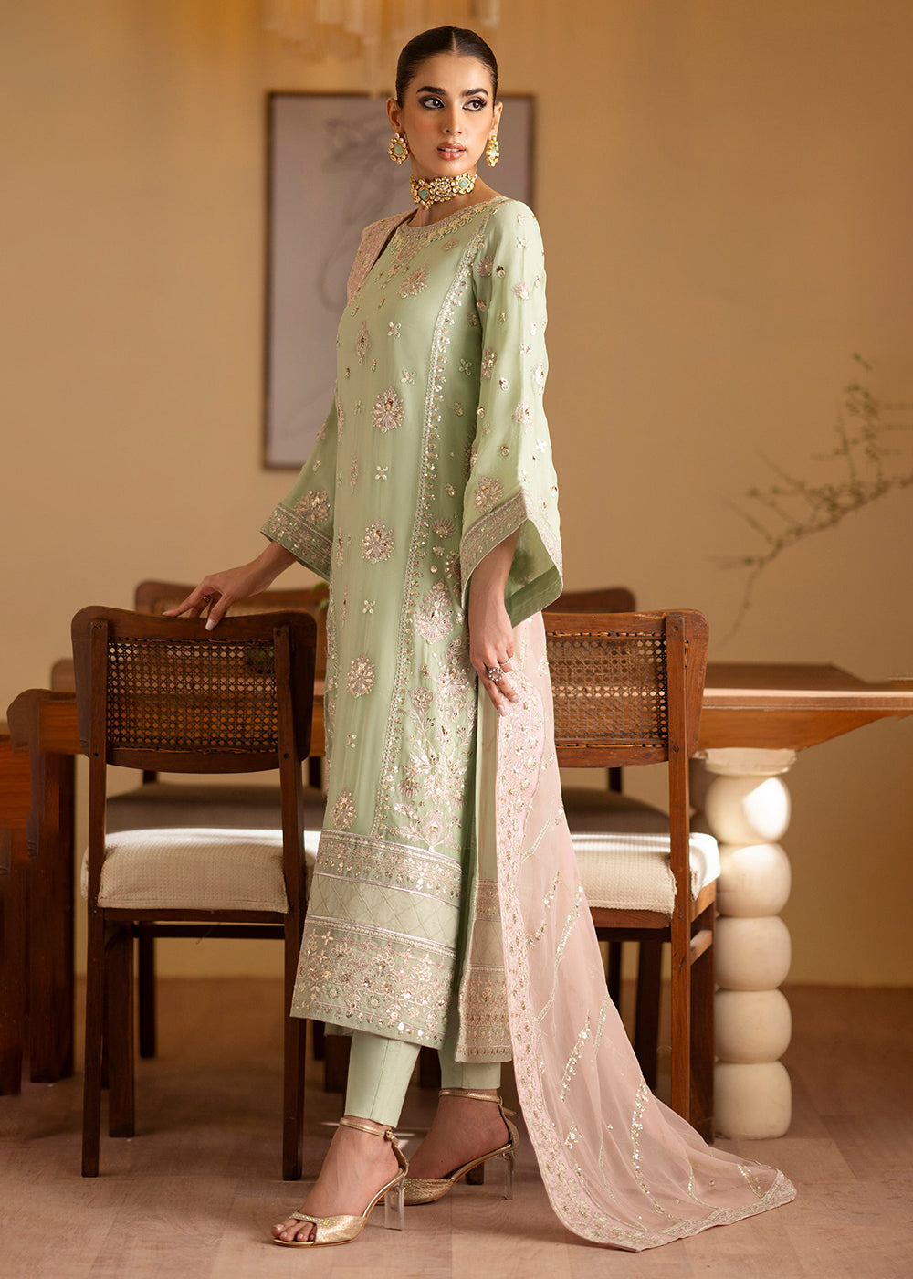 Buy Now Romansiyyah Luxury Formals '24 by Emaan Adeel | NAJMEH Online at Empress Online in USA, UK, France, UAE, Canada & Worldwide at Empress Clothing.