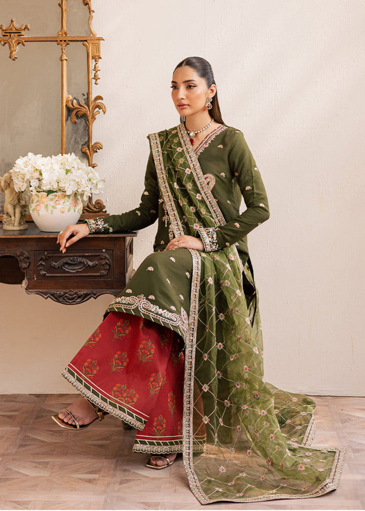 Buy Now Suave Luxury Formals '25 by Emaan Adeel | ORAYA Online in US, UK, Canada, Germany, Italy, Austria, France, Denmark, UAE & Worldwide at Empress Clothing.