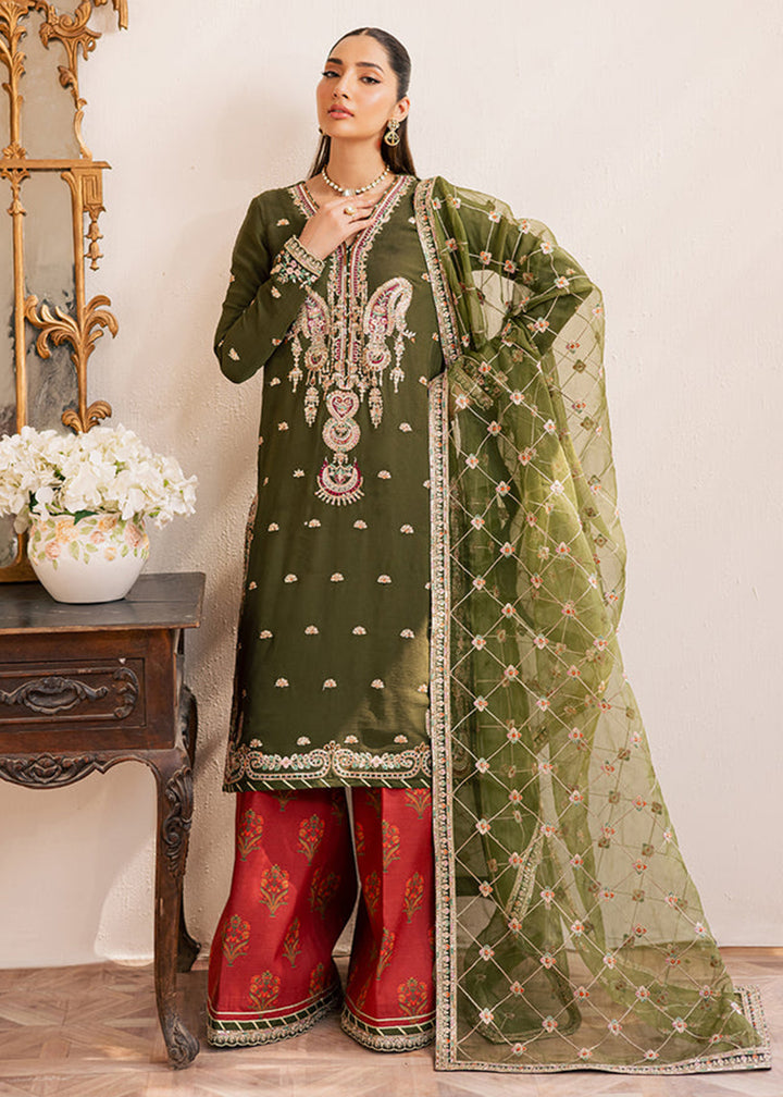 Buy Now Suave Luxury Formals '25 by Emaan Adeel | ORAYA Online in US, UK, Canada, Germany, Italy, Austria, France, Denmark, UAE & Worldwide at Empress Clothing.