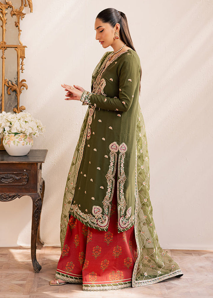 Buy Now Suave Luxury Formals '25 by Emaan Adeel | ORAYA Online in US, UK, Canada, Germany, Italy, Austria, France, Denmark, UAE & Worldwide at Empress Clothing.