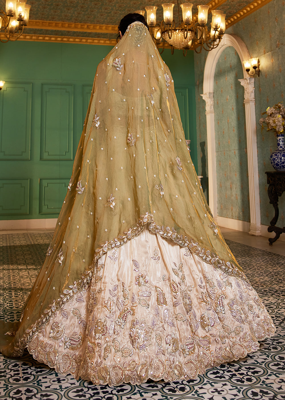 Buy Bridal Lehenga US - Cream & Green Tissue Embroidered Lehenga Choli Buy Bridal Lehenga US - Cream & Green Tissue Embroidered Lehenga Choli