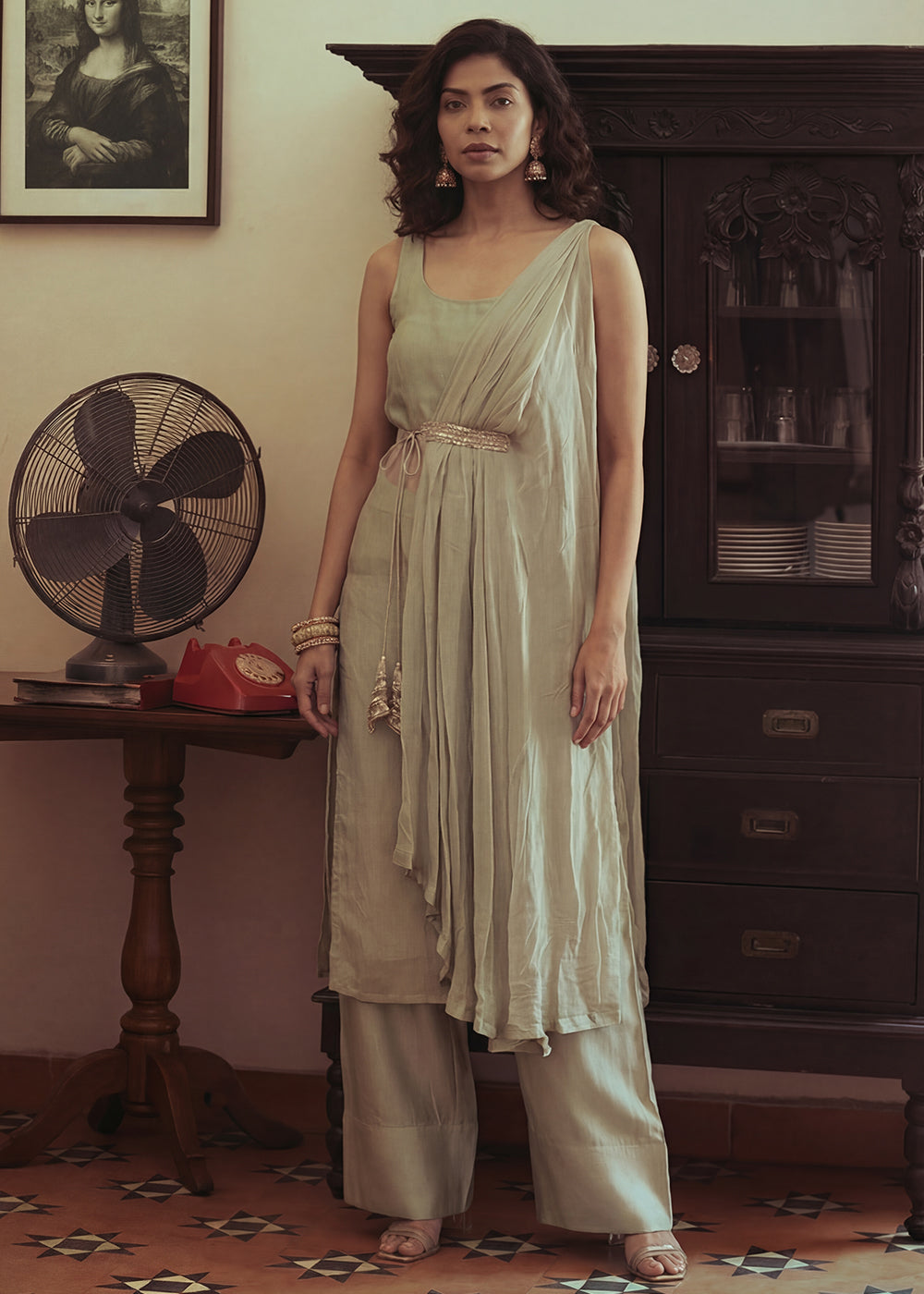 Buy Now Sea Green Silk Kurta with Pant & One Side Shrug Set Online in US, UK, Canada, Netherlands, Germany, Italy, France, Sweden, UAE & Worldwide at Empress.