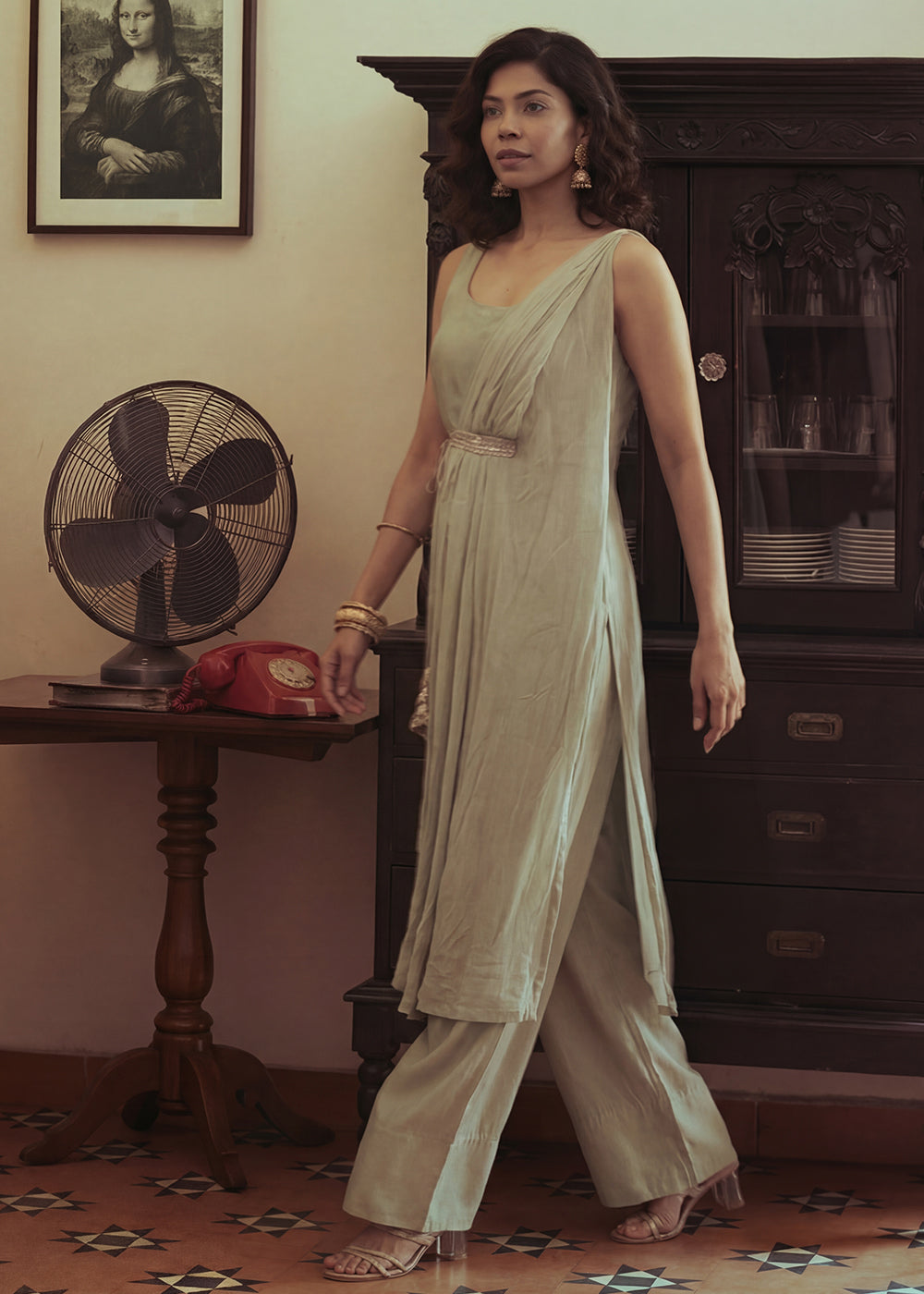 Buy Now Sea Green Silk Kurta with Pant & One Side Shrug Set Online in US, UK, Canada, Netherlands, Germany, Italy, France, Sweden, UAE & Worldwide at Empress.