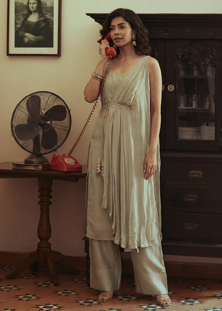 Buy Now Sea Green Silk Kurta with Pant & One Side Shrug Set Online in US, UK, Canada, Netherlands, Germany, Italy, France, Sweden, UAE & Worldwide at Empress.