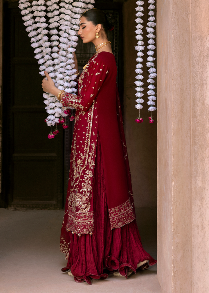 Buy Now The Empress Wedding Formals '25 by Emaan Adeel | ROSMYN Online in USA, UK, Canada, France, Italy, Germany, Qatar, UAE & Worldwide at Empress Clothing.