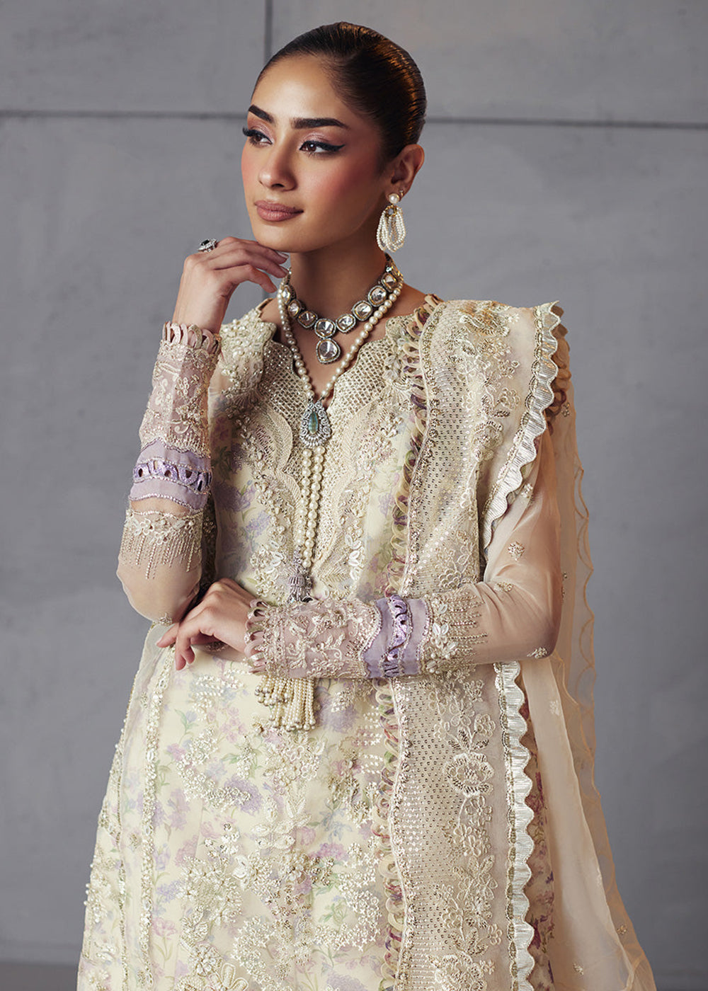 Buy Now Pieno De Verde Wedding Formals '24 by Republic Womenswear | RWU-24-D5 (Edera) Online at Empress Online in USA, UK, France, UAE & Worldwide at Empress Clothing.