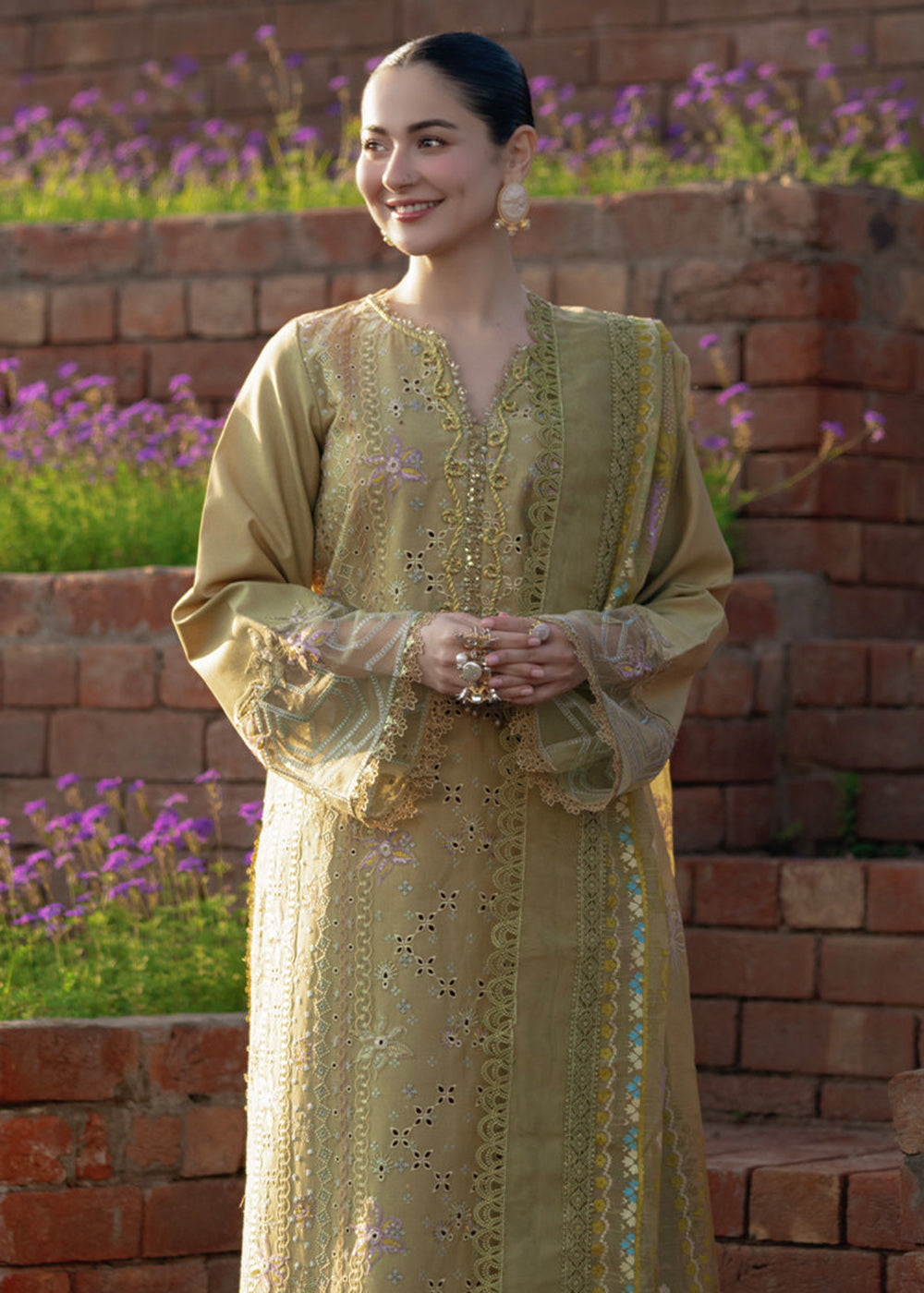 Buy Now Luxury Eid Collection '26 by Rang Rasiya | Raha Online in US, UK, Canada, France, Greece, Germany, Ireland, Sweden, Denmark, UAE & Worldwide at Empress.
