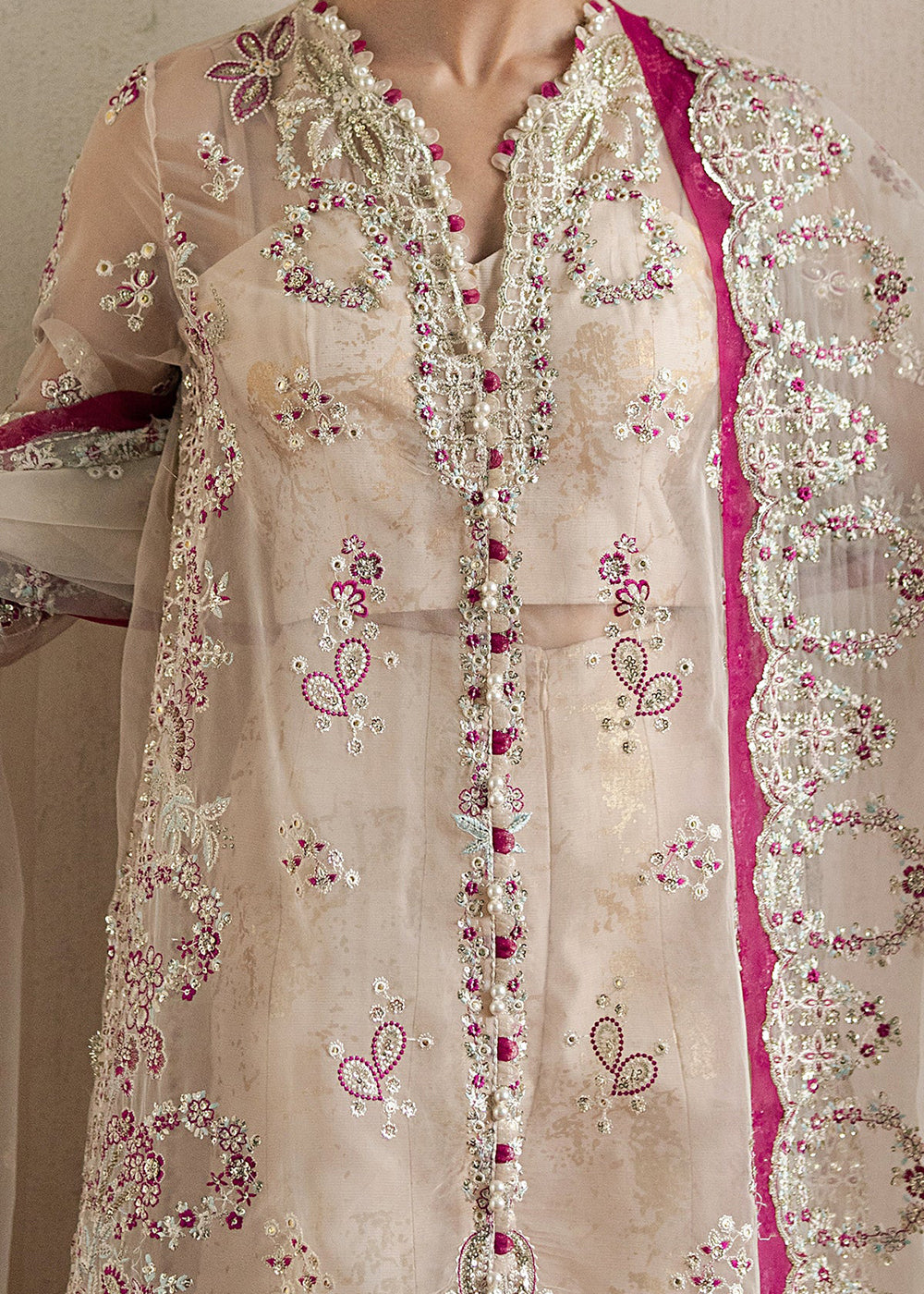 Buy Now Pehli Nazar Festive Formals '25 by Ayzel | Rangrez Online in USA, UK, Canada, France, Italy, Germany, Sweden, Greece, Spain, UAE & Worldwide at Empress.