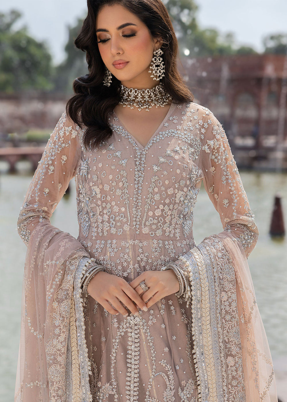 Buy Now Brides Edition '24 by Sardinia | Roshan Ara Online at Empress Online in USA, UK, France, UAE, Canada & Worldwide at Empress Clothing.