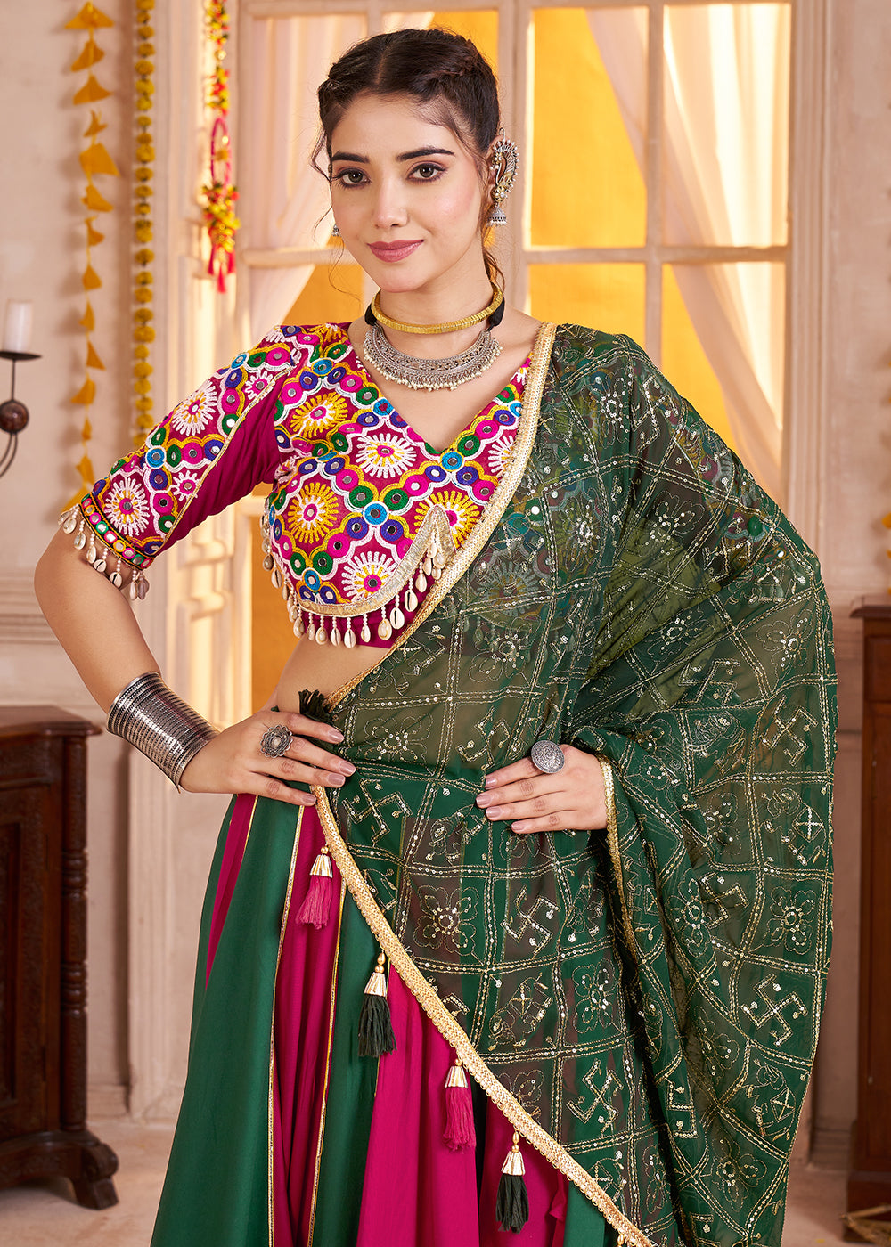 Buy Cotton Chaniya Choli in Green & Red for Navratri Online in US, UK, Canada, France, Germany, Italy, Singapore, Austria, UAE, Denmark & Worldwide at Empress.