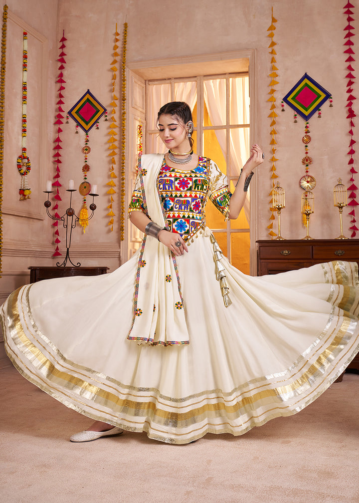 Buy Cotton Chaniya Choli in White for Navratri Online in US, UK, Canada, France, Germany, Italy, Singapore, Austria, UAE, Denmark & Worldwide at Empress.