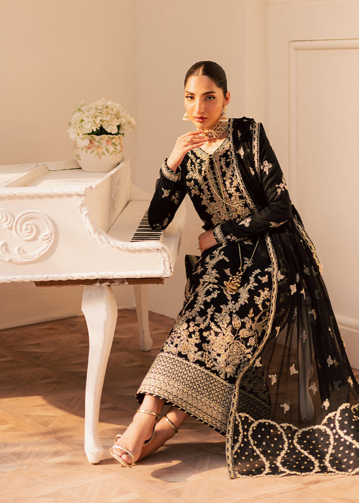 Buy Now Suave Luxury Formals '25 by Emaan Adeel | SVARA Online in US, UK, Canada, Germany, Italy, Austria, France, Denmark, UAE & Worldwide at Empress Clothing.