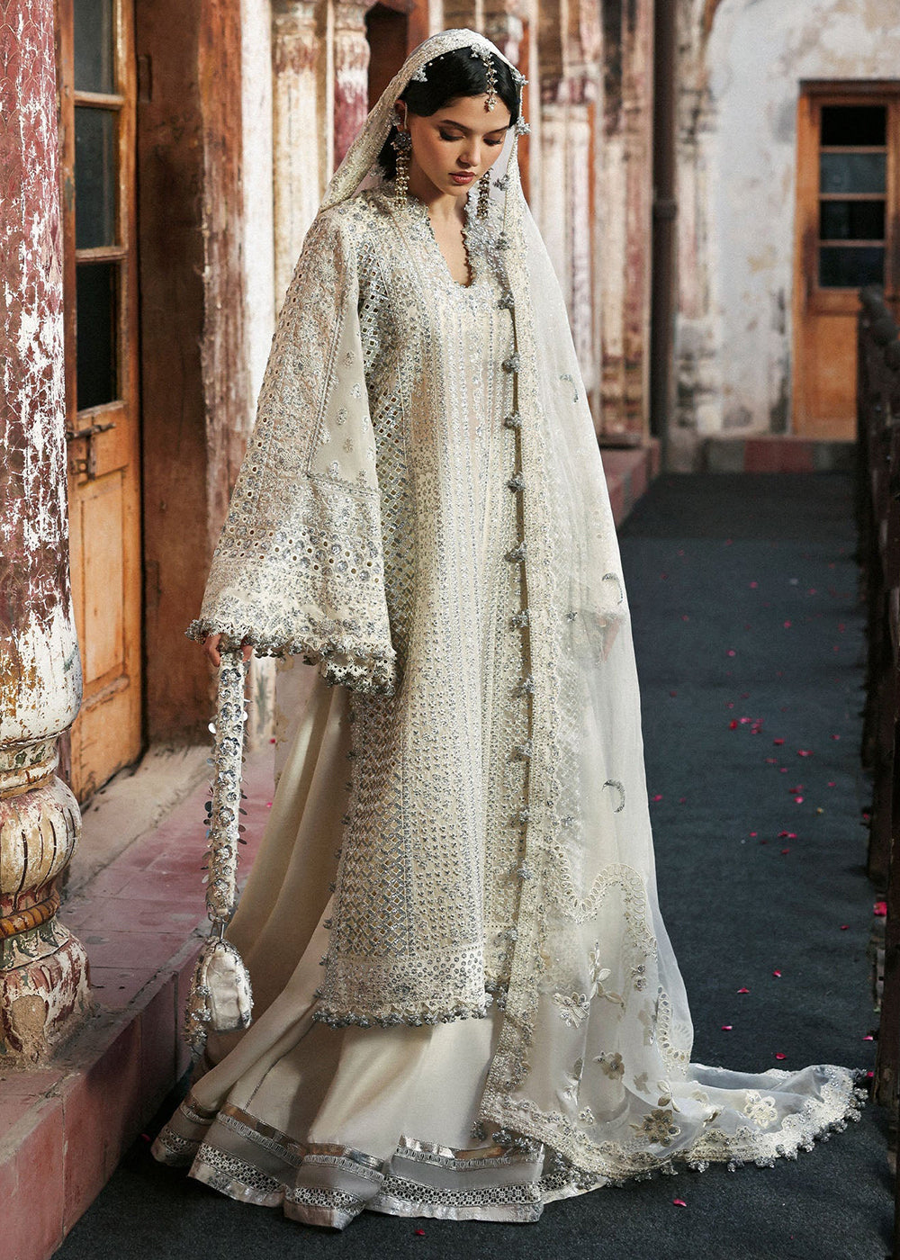 Buy Now Mussarat Wedding Formals by Hussain Rehar | Sitara Online in US, UK, Canada, France, Italy, Germany, Greece, Sweden, Africa, UAE & Worldwide at Empress.