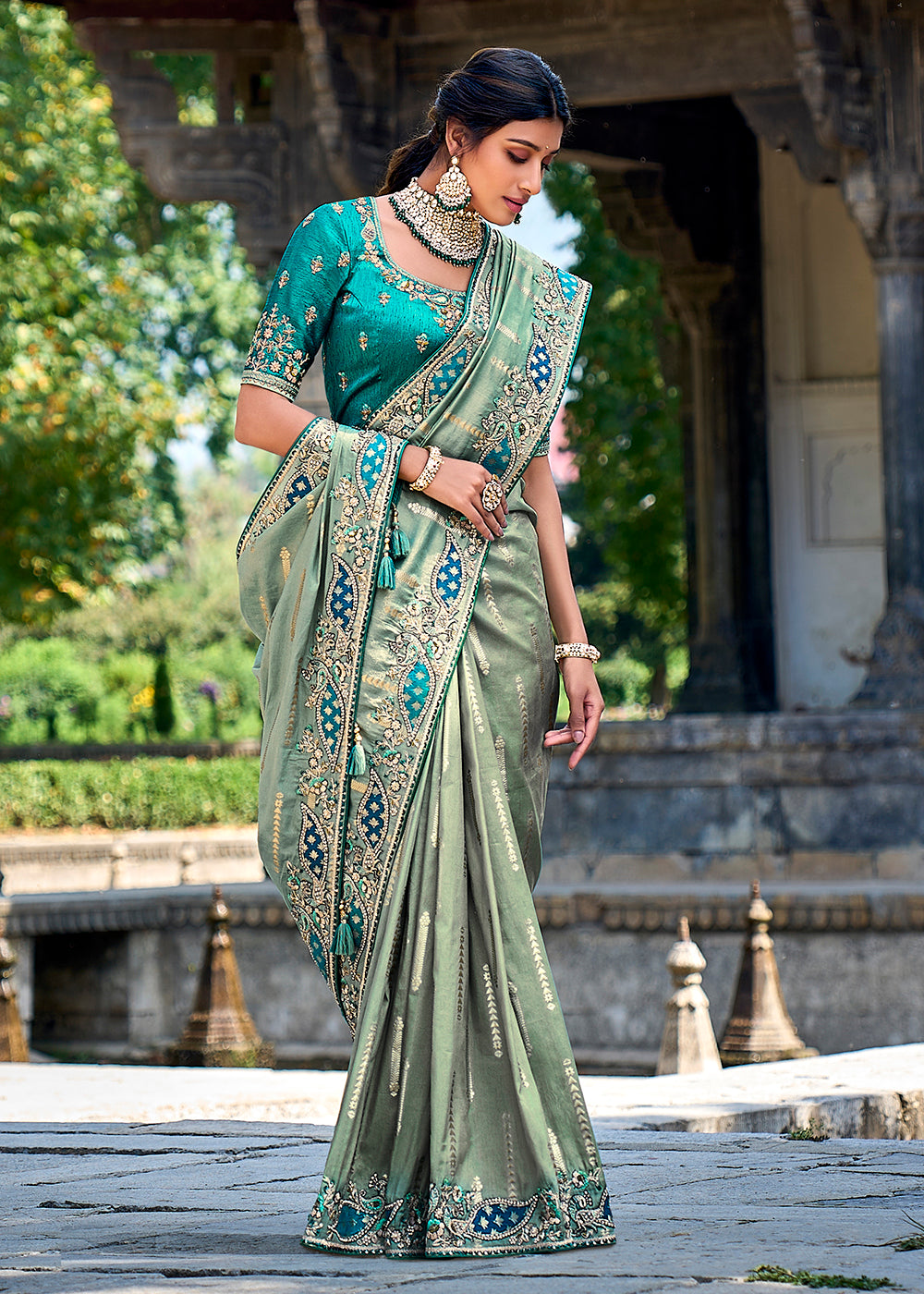 Buy Now Vibrant Grey Embroidered Silk Wedding Wear Contemporary Saree Online in USA, UK, Canada & Worldwide at Empress Clothing.
