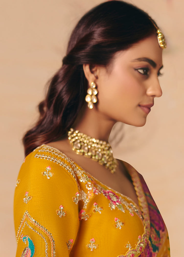 Buy Now Dark Yellow Dola Silk Indina Handloom Weaving Saree Online in US, UK, Canada, France, Germany, Denmark, Sweden, UAE, Greece & Worldwide at Empress.
