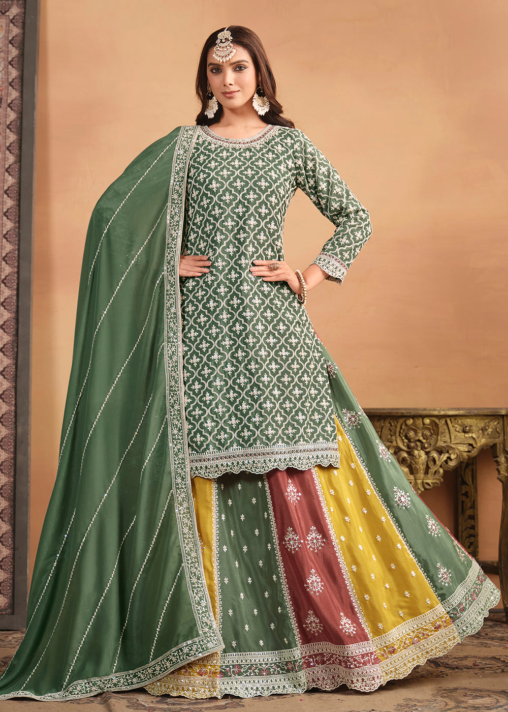 Buy Women's Shalwar Kameez & Kurtas (Unstitched/Stitched) Online at Best  Price in Pakistan 