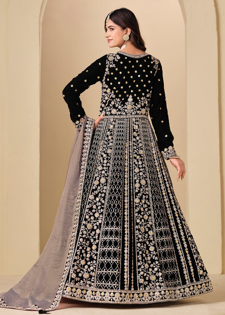 Buy Now Velvet Black Embroidered Wedding Party Anarkali Gown Online in US, UK, Canada, France, Italy, Sweden, Ireland, Denmark, Qatar & Worldwide at Empress.
