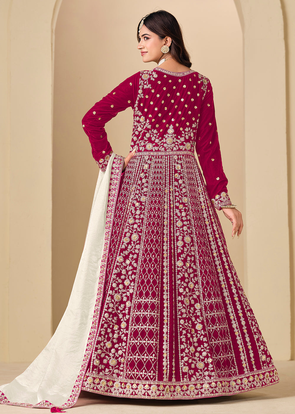 Buy Now Velvet Pink Embroidered Wedding Party Anarkali Gown Online in US, UK, Canada, France, Italy, Sweden, Ireland, Denmark, Qatar & Worldwide at Empress.