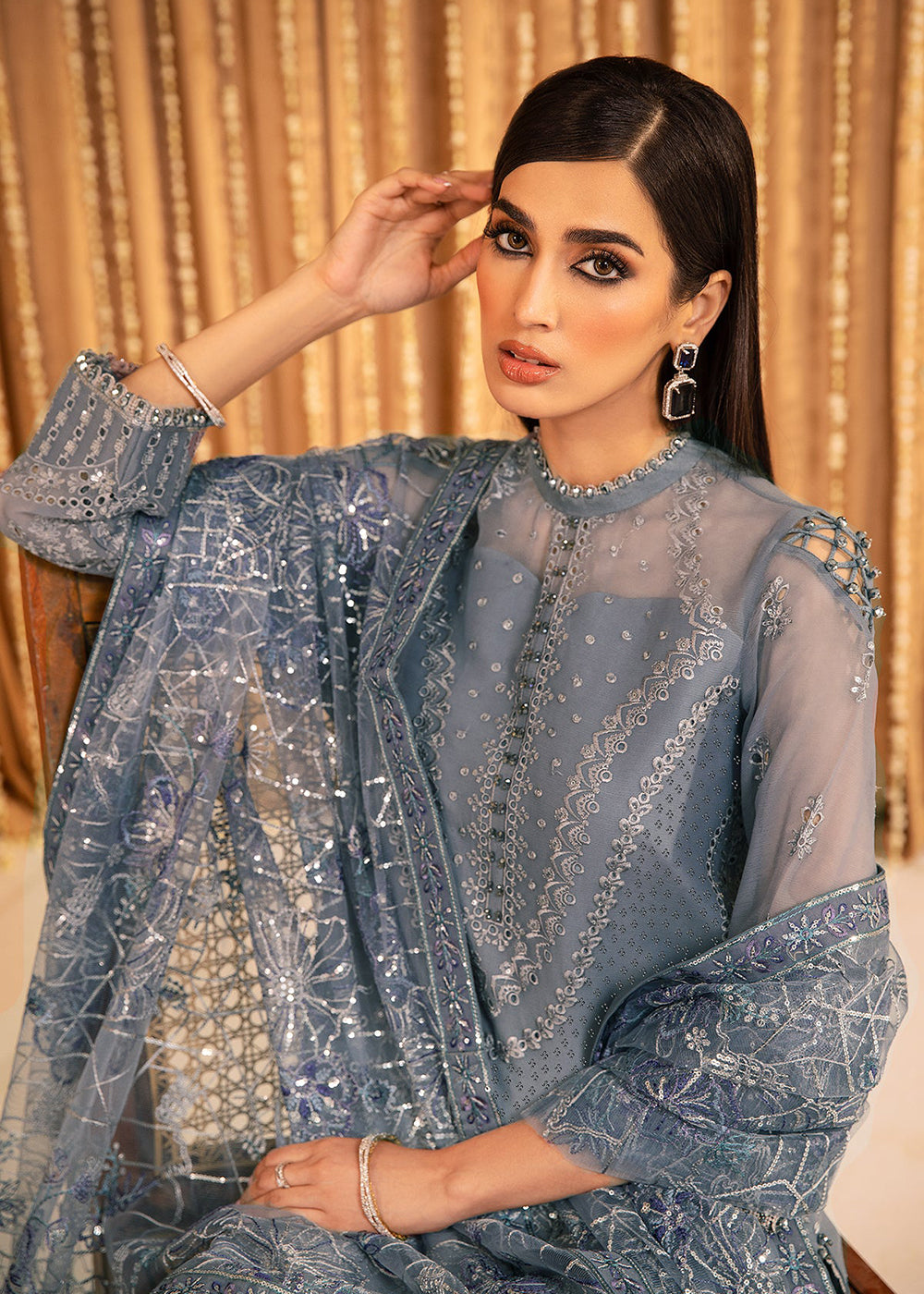 Mehfil E Uroos Luxury Formals 23 by Alizeh | V16D03 - Aabgeena