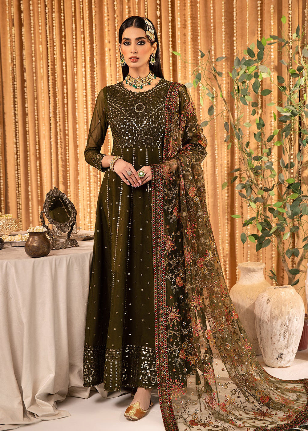 Buy Now Mehfil E Uroos Luxury Formals 23 by Alizeh | V16D07 - Mahveen Online in USA, UK, Canada & Worldwide at Empress Clothing.