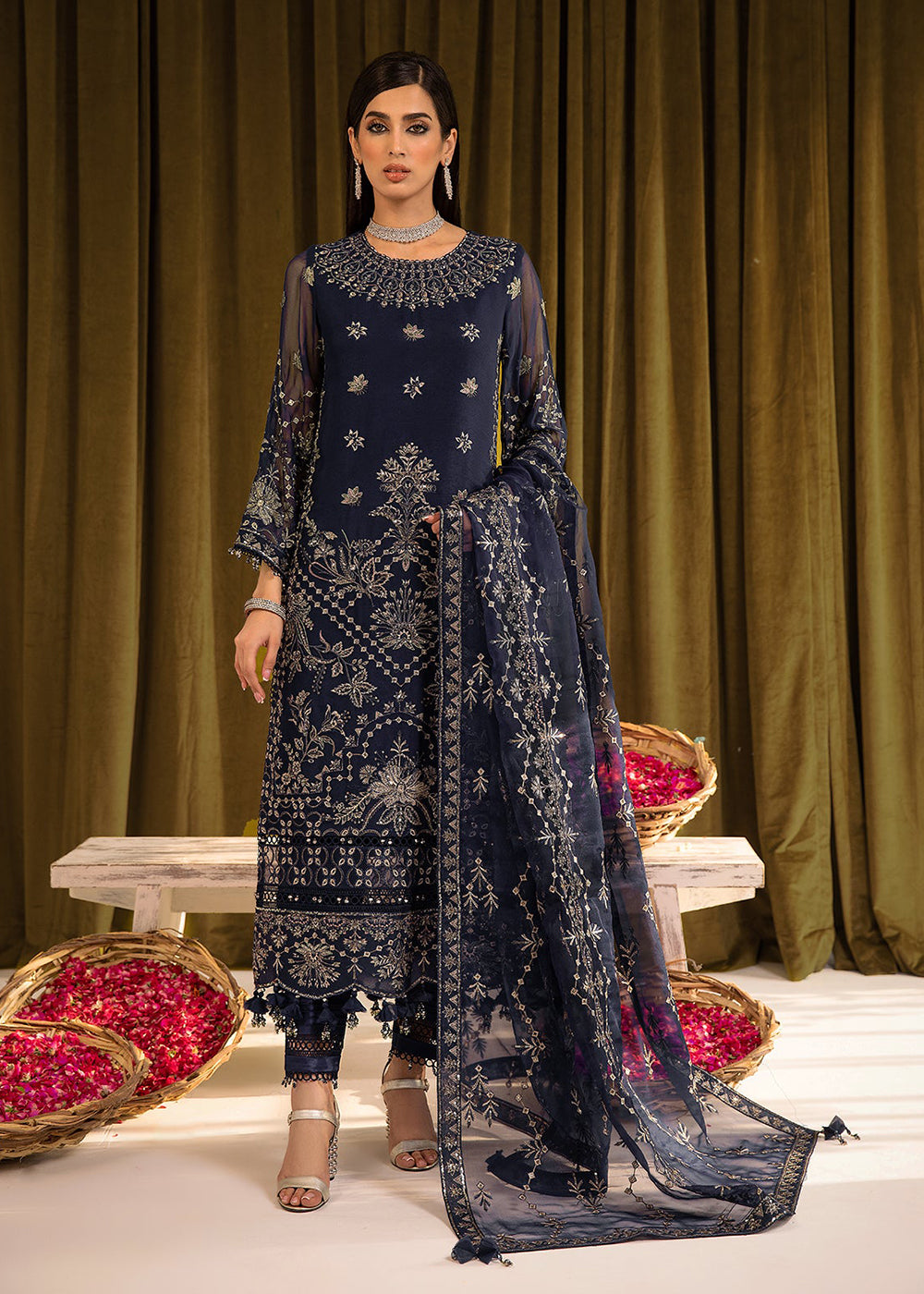 Pakistani traditional designer Alizeh salwar kameez chiffon embroidered dress outlet made on custom order