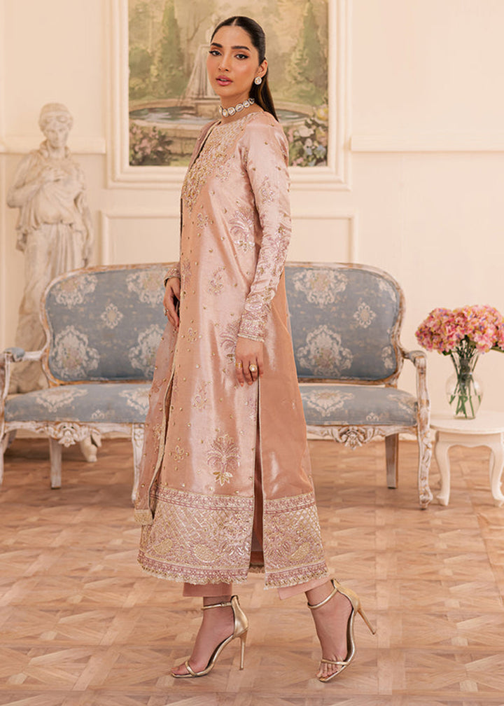 Buy Now Suave Luxury Formals '25 by Emaan Adeel | VELITH Online in US, UK, Canada, Germany, Italy, Austria, France, Denmark, UAE & Worldwide at Empress Clothing.
