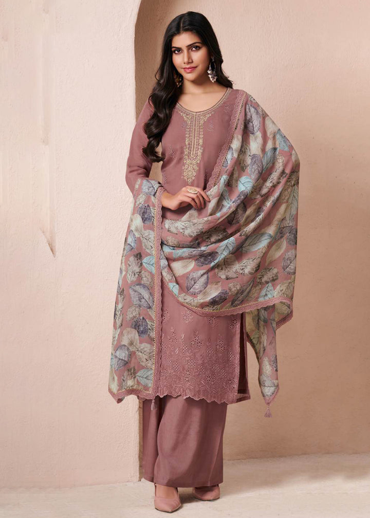 Buy Now Schiffli Embroidered Peach Organza Straight Kurta Suit Online in USA, UK, Canada, Germany, Italy, France, Austria, UAE & Worldwide at Empress Clothing.