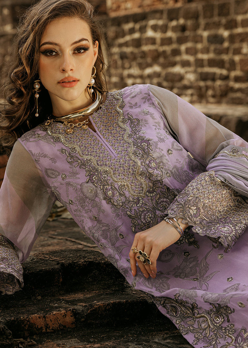 Buy Now Vasal Luxury Chiffon Limited Edition '25 By Charizma | VSL25-04 Online in USA, UK, Canada, Italy, France, Norway, UAE & Worldwide at Empress Clothing.