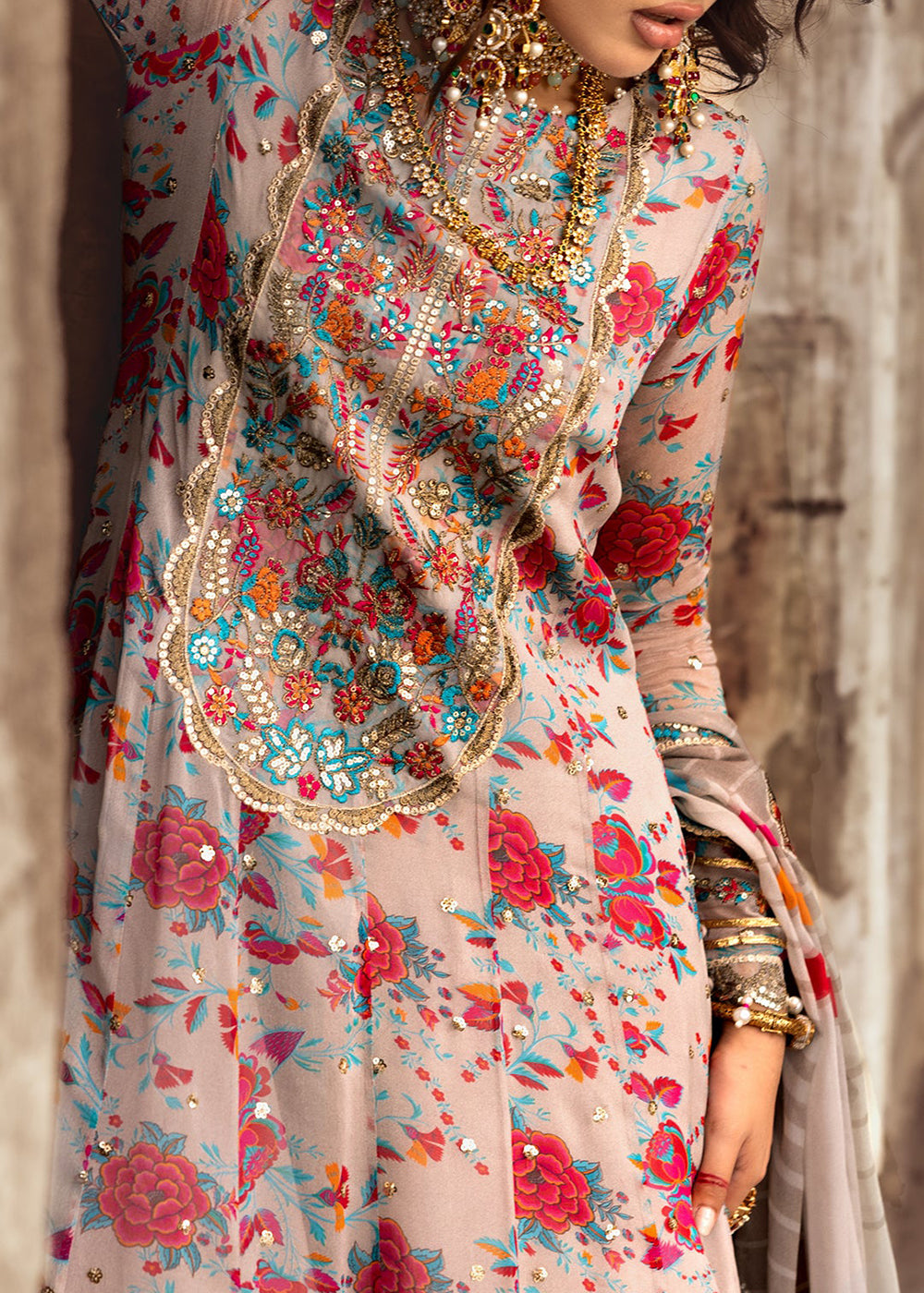 Buy Now Vasal Luxury Chiffon Collection 25 by Charizma | VSL25-08 Online in US, UK, Canada, Germany, Italy, Austria, France, UAE & Worldwide at Empress Clothing