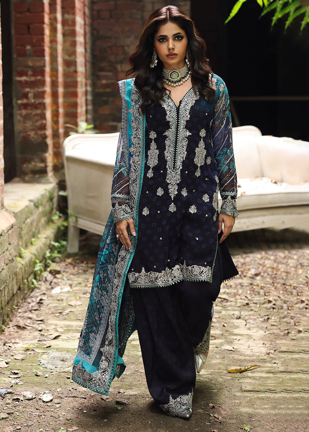 Buy Now Vasal Luxury Chiffon Collection '25 by Charizma | VSL5-32 Online in USA, UK, Canada, France, Italy, Germany, Spain, UAE & Worldwide at Empress Clothing.