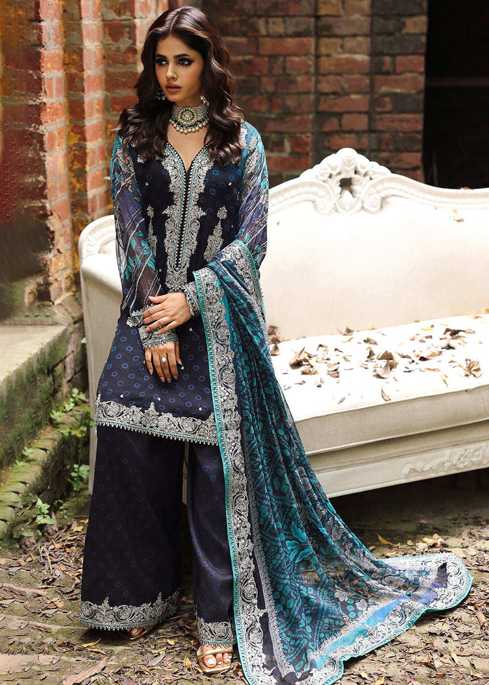 Buy Now Vasal Luxury Chiffon Collection '25 by Charizma | VSL5-32 Online in USA, UK, Canada, France, Italy, Germany, Spain, UAE & Worldwide at Empress Clothing.