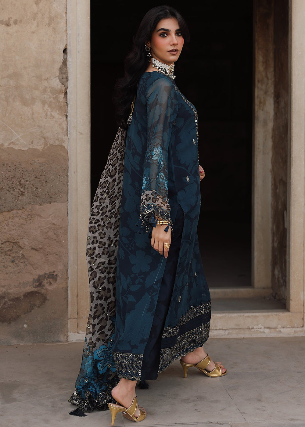 Buy Now Vasal Luxury Chiffon Collection '25 by Charizma | VSL5-43 Online in USA, UK, Canada, France, Greece, Germany, Ireland & Worldwide at Empress Clothing.