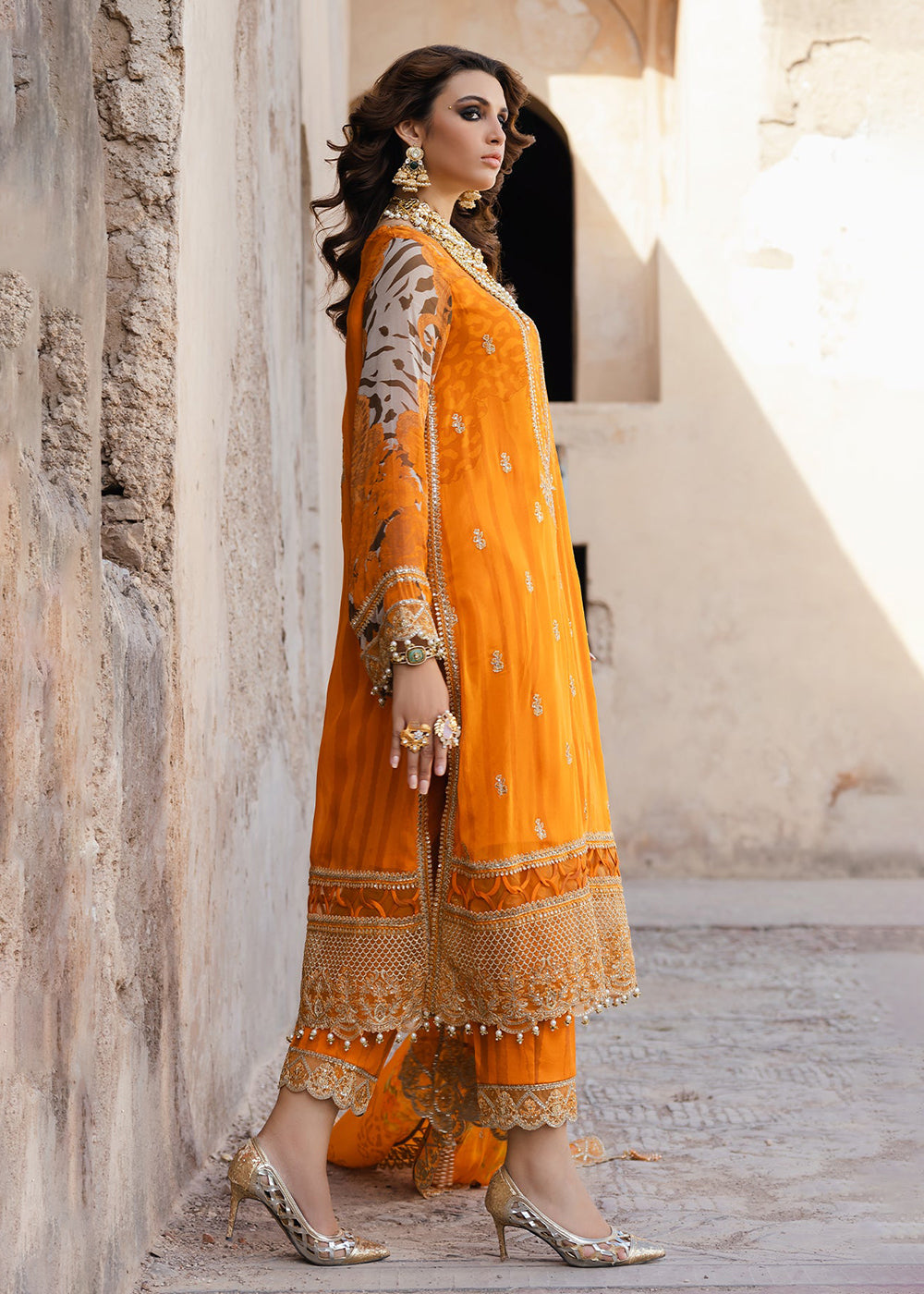 Buy Now Vasal Luxury Chiffon Collection '24 by Charizma | VSL5-14 Online at Empress Online in USA, UK, Canada & Worldwide at Empress Clothing.