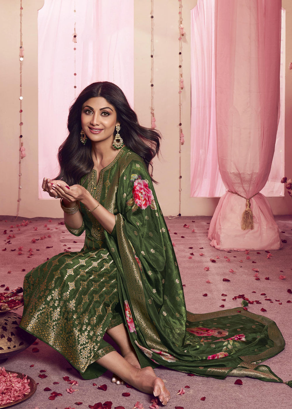 Buy Mehndi Wear Suit - Shilpa Shetty Light Green Salwar Suit Empress Clothing Buy Mehndi Wear Suit - Shilpa Shetty Light Green Salwar Suit Empress Clothing