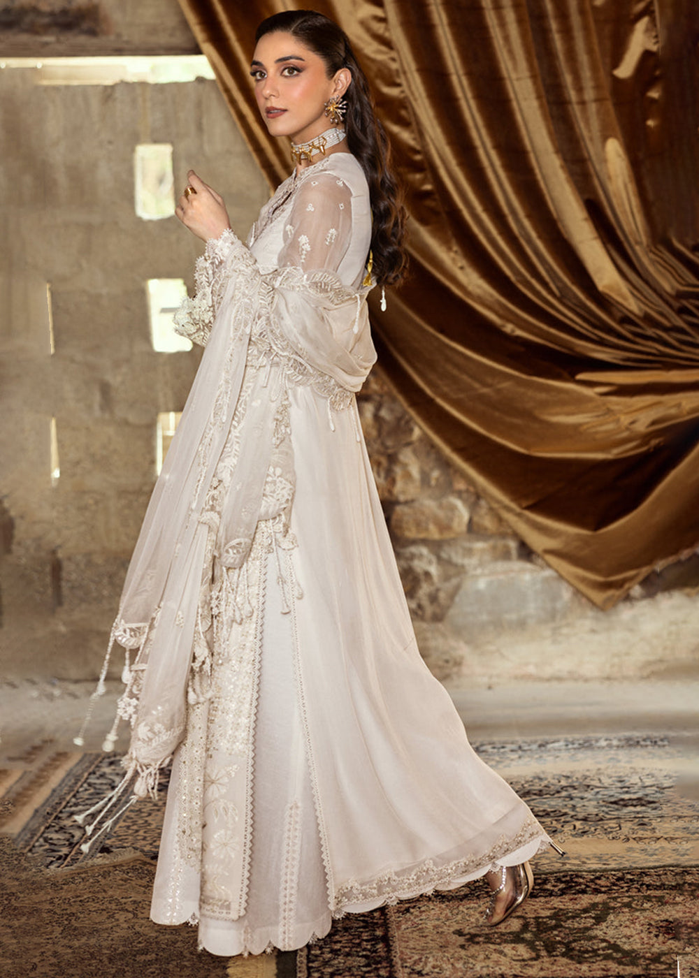 Buy Now Chiffons Luxury Formals '25 by Qalamkar | WC-03 ROISE Online in USA, UK, Canada, Germany, Italy, Austria, France, UAE & Worldwide at Empress Clothing.