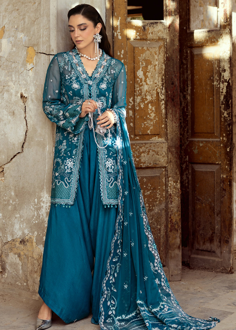 Buy Now Chiffons Luxury Formals '25 by Qalamkar | WC-04 NESSA Online in USA, UK, Canada, Germany, Italy, Austria, France, UAE & Worldwide at Empress Clothing.